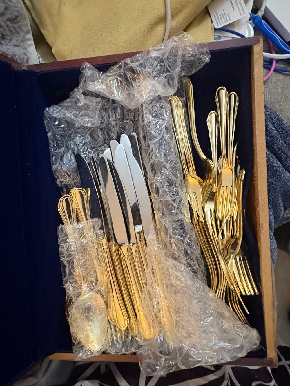 Gold Stainless Steel Flatware Set - Elegant Home Dining
